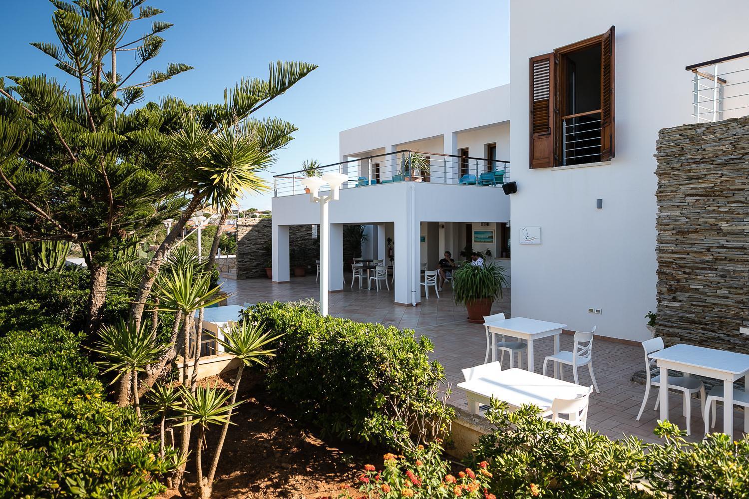Hotel Cavalluccio Marino Lampedusa Exterior photo