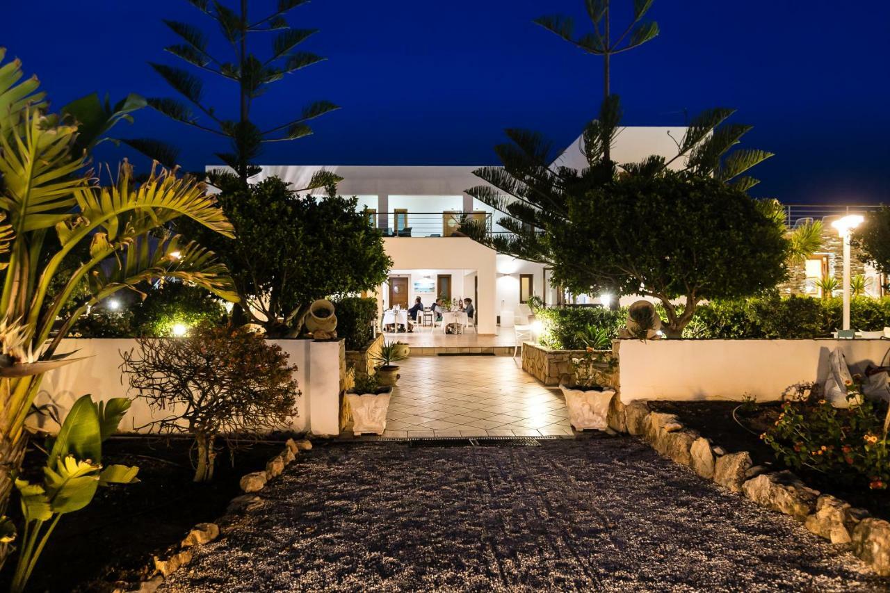 Hotel Cavalluccio Marino Lampedusa Exterior photo